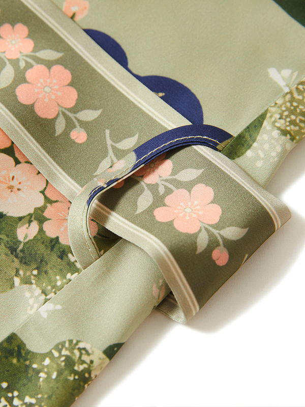 Moss Violet Garden Robe