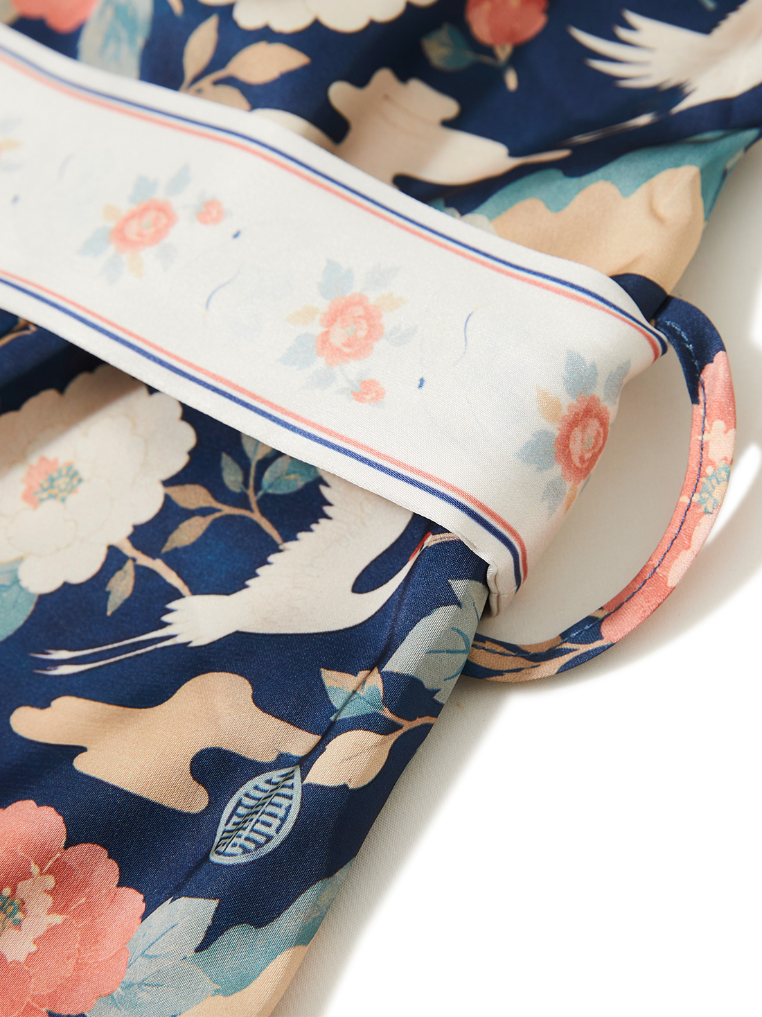 Peony Crane Garden Robe