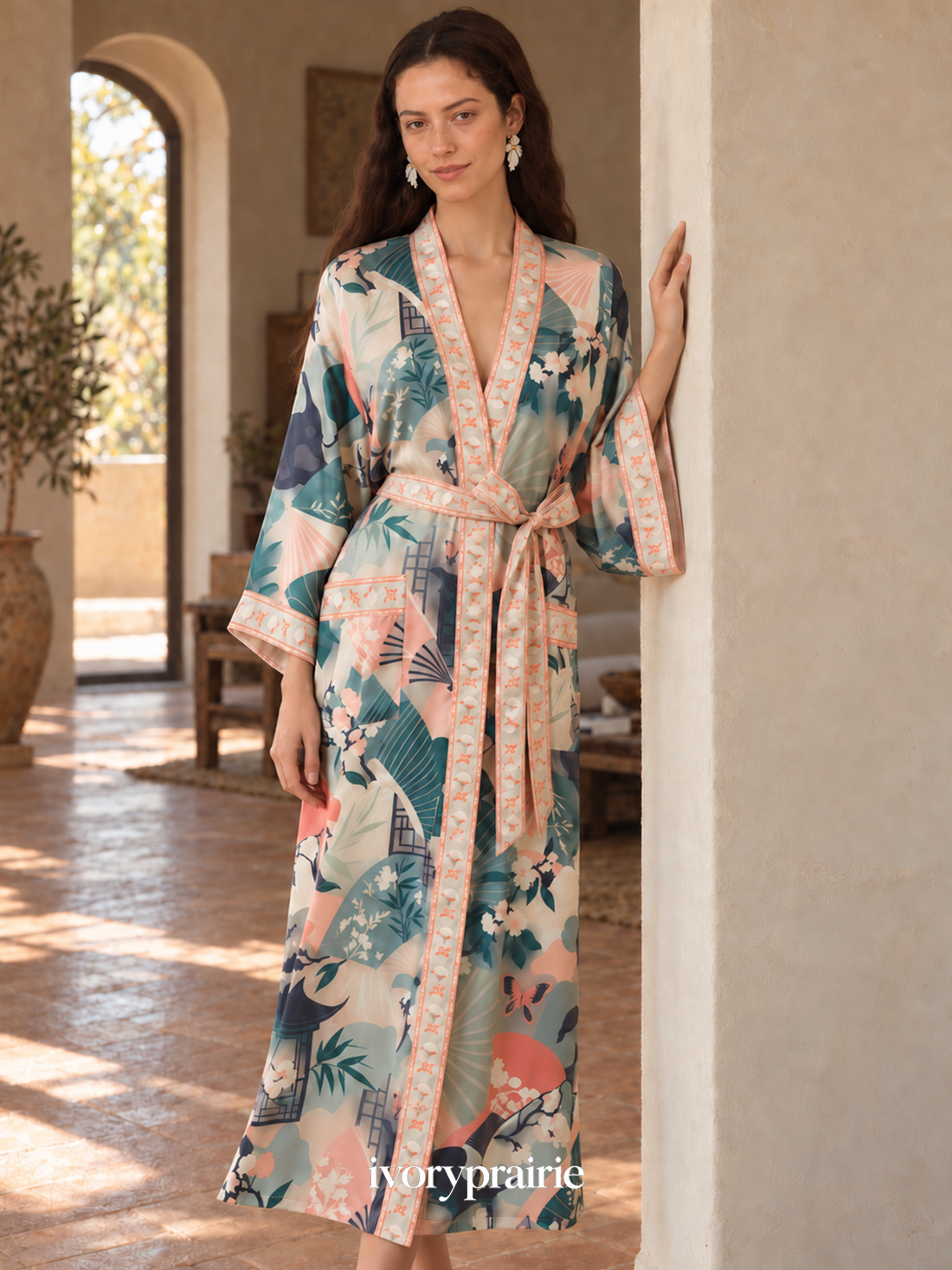 Courtyard Fan Blossom Robe